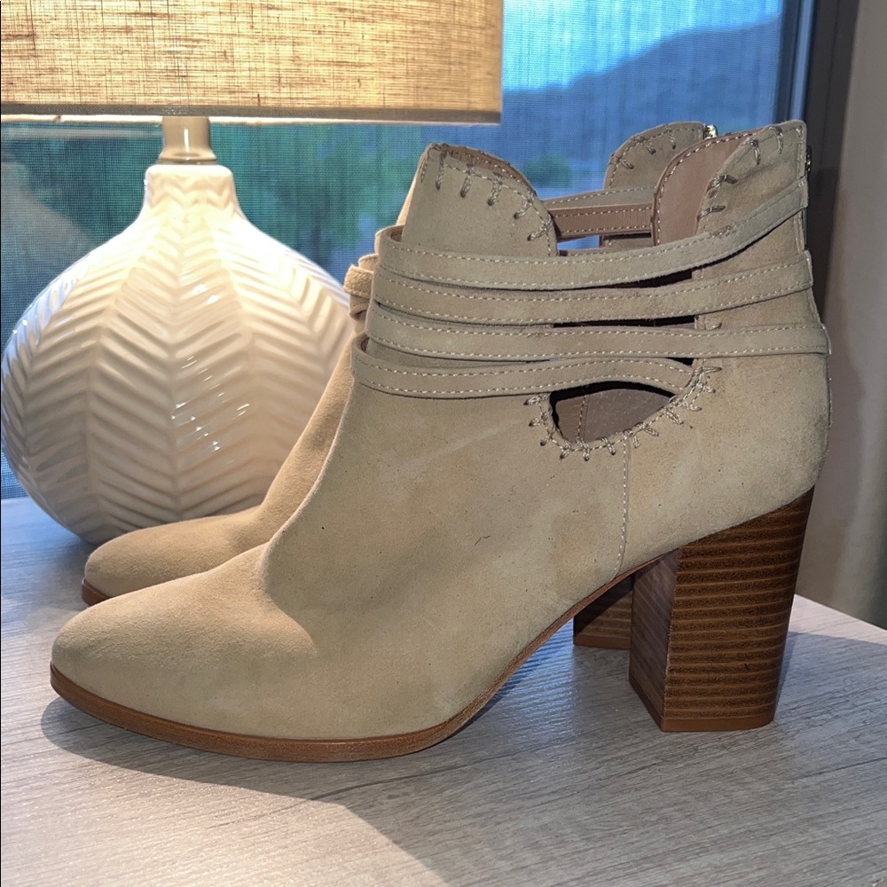 Anthropologie Beige Ankle Boots Size 10